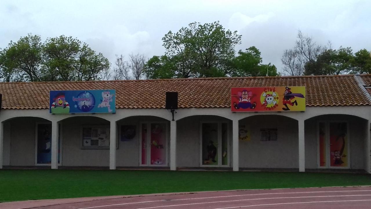 La Carabasse Hotell Vias Exteriör bild